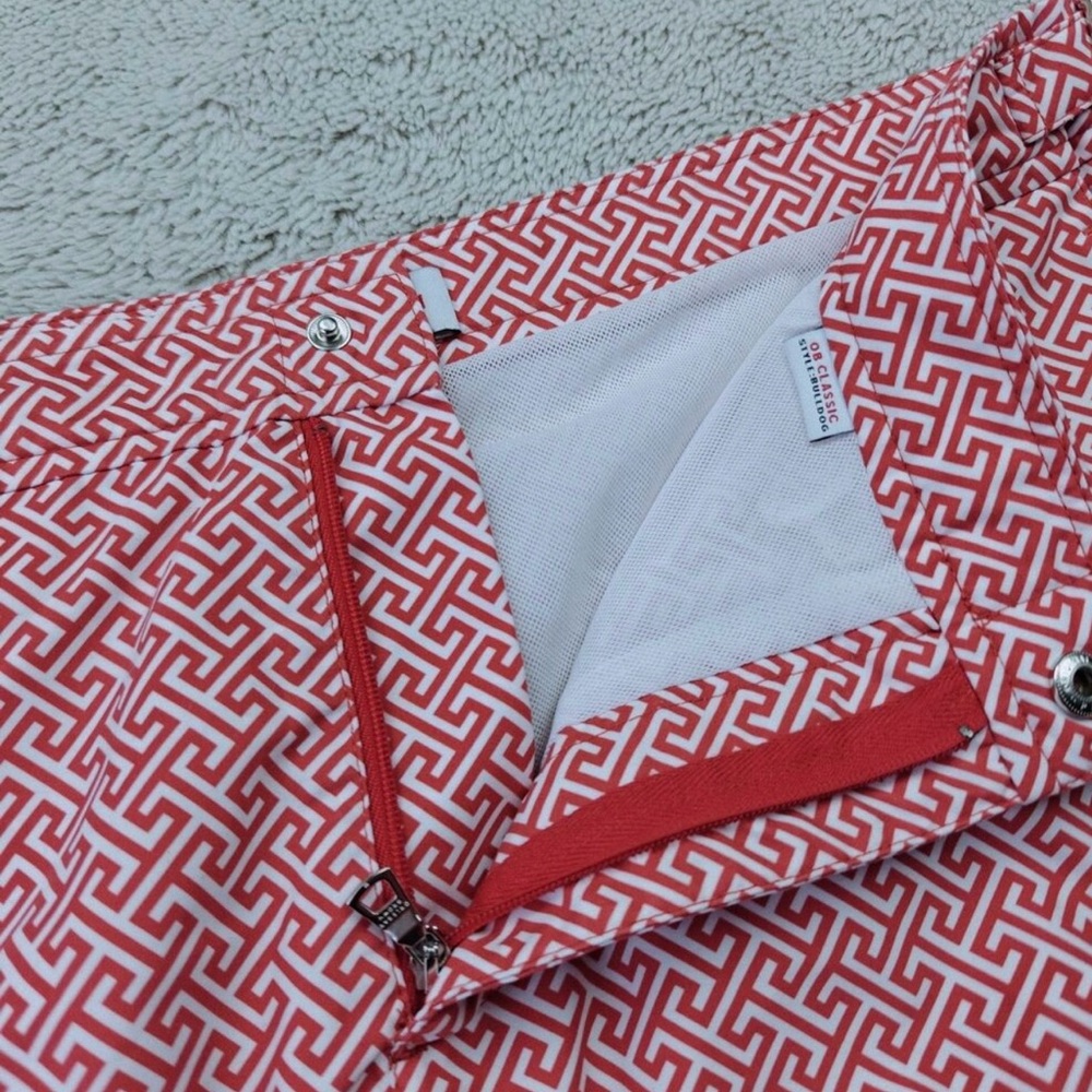 Red Geometric Pattern Bedding Set - Picture 5 of 7